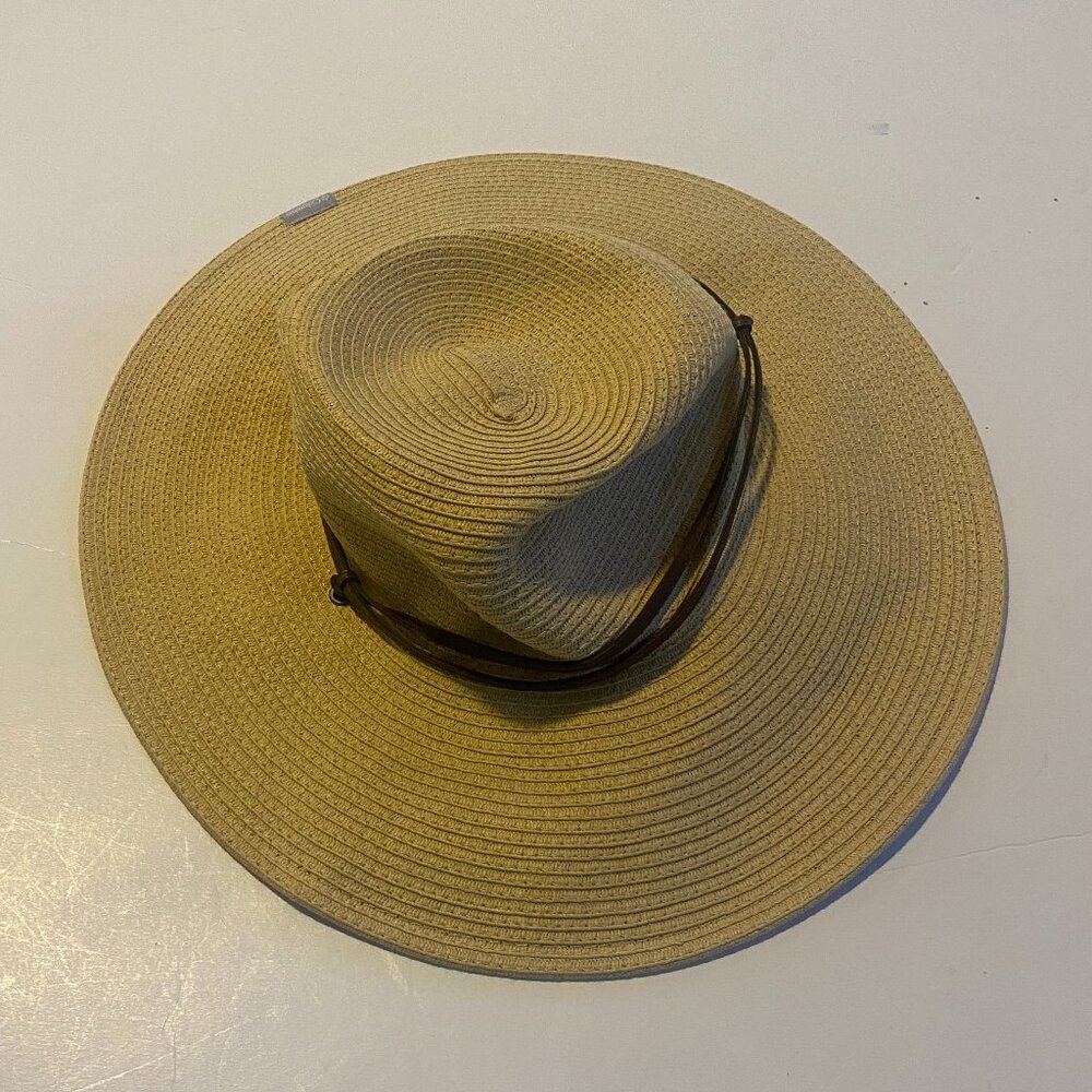 Columbia women's S/M full brim sun hat, EUC.